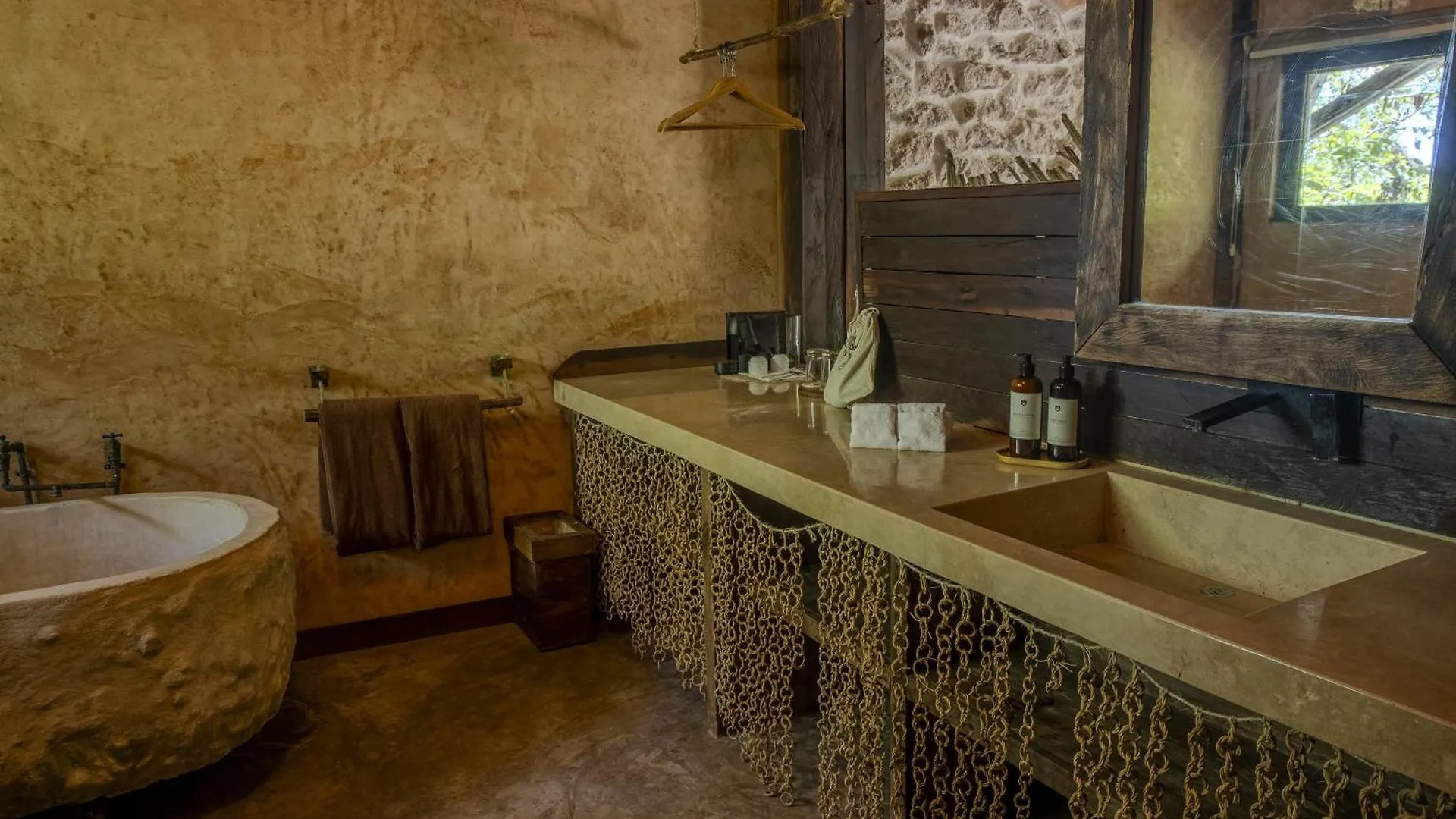 Mayan Monkey Isla Mujeres - Social Hotel (Adults Only)