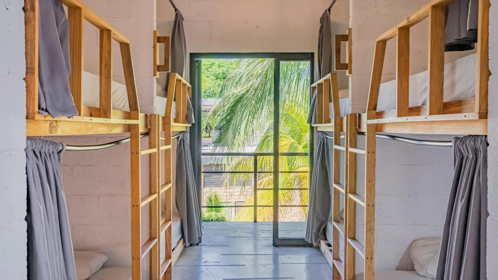 ****  Mayan Monkey Isla Mujeres - Social Hotel (Adults Only) Mexico