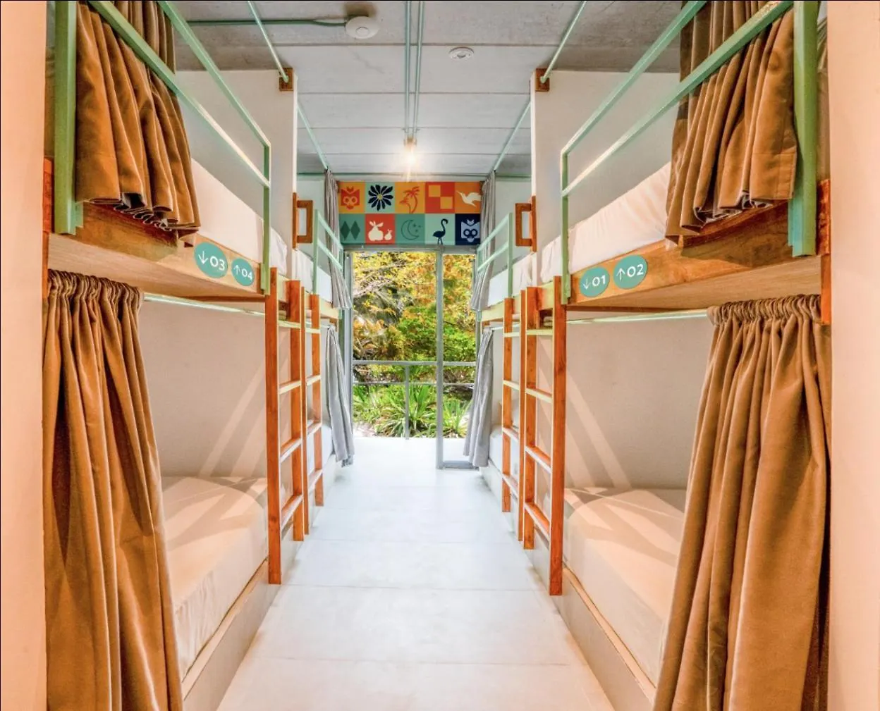Mayan Monkey Isla Mujeres - Social Hotel (Adults Only)